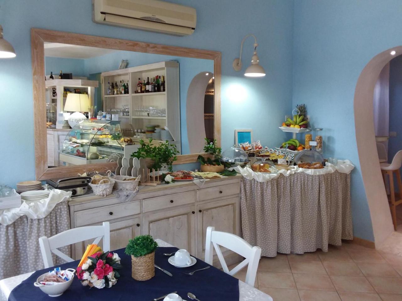 Hotel Tabby Golfo Aranci Exterior foto